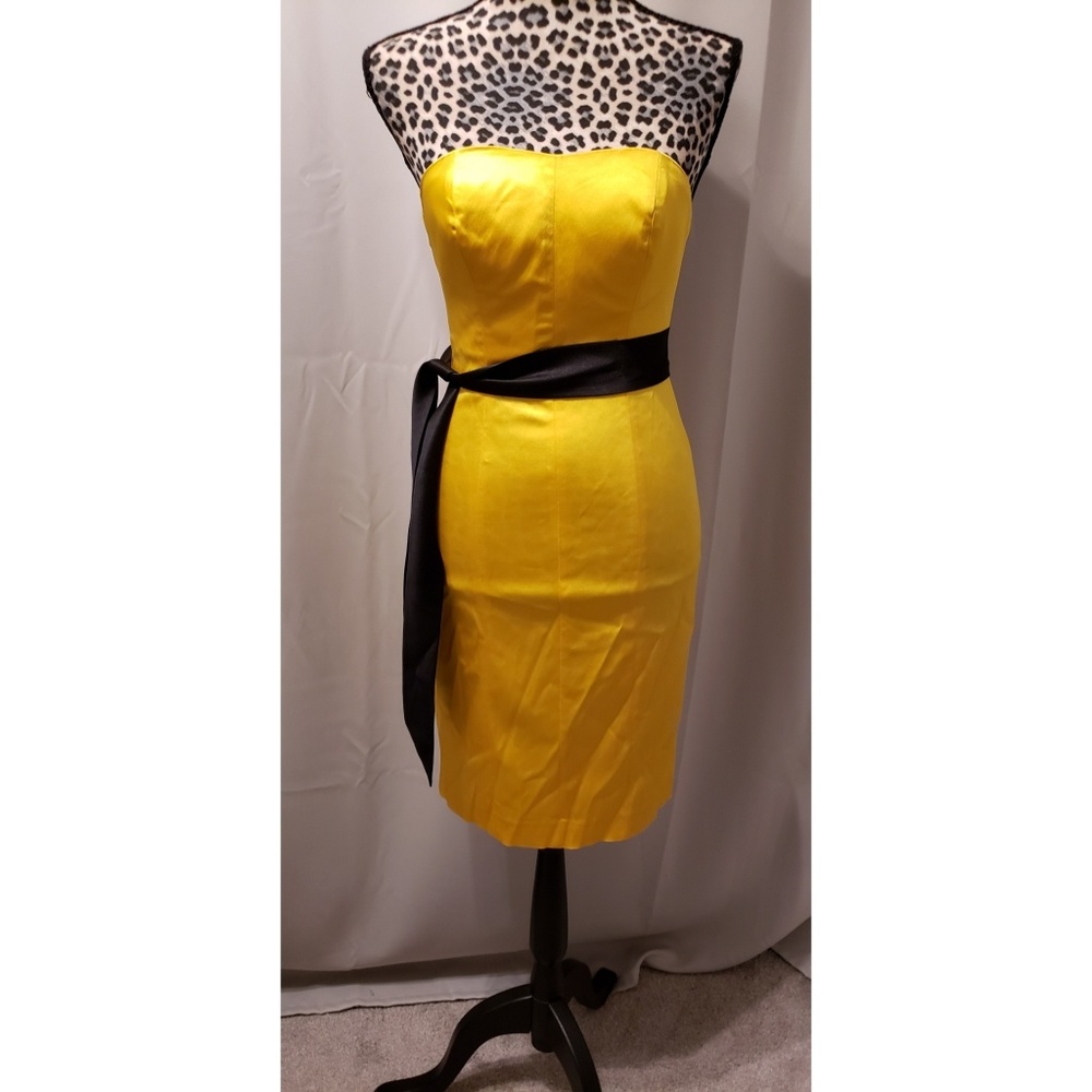 Yellow tube midi dress
